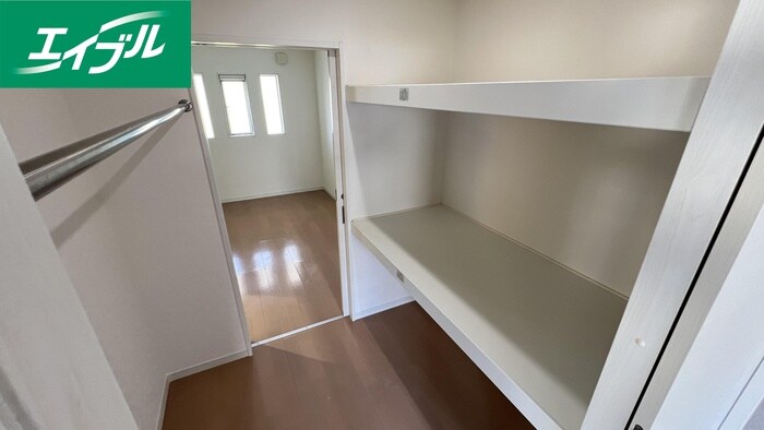 物件内観写真14　(収納)