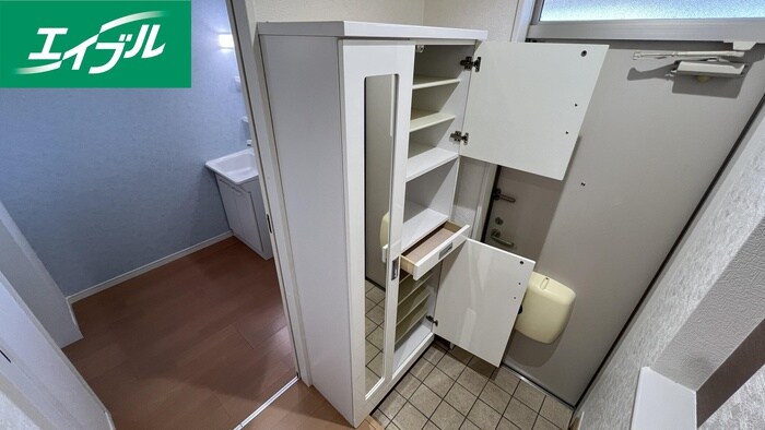 物件内観写真16　(靴箱)