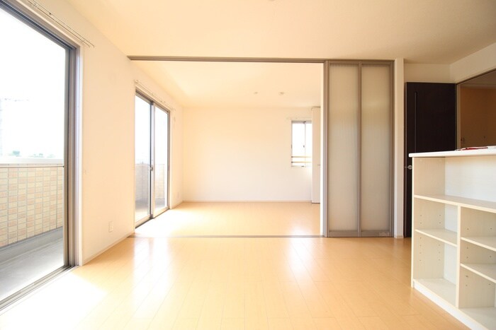 物件内観写真8　(居室)