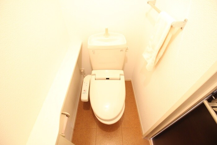 物件内観写真12　(トイレ)