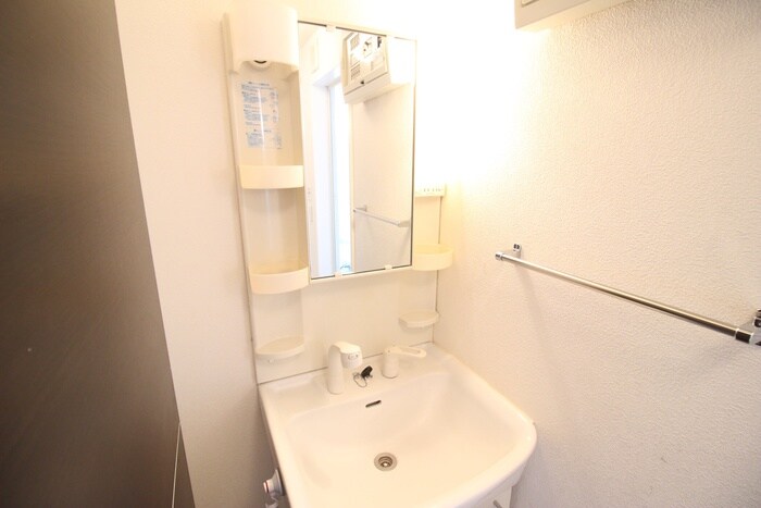 物件内観写真13　(洗面)