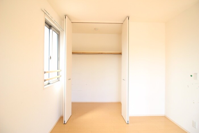 物件内観写真15　(収納)