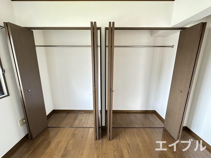 物件内観写真15　(収納)