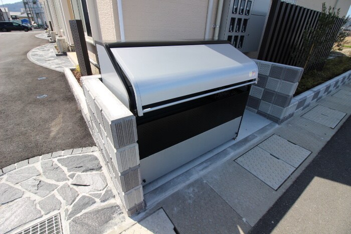 物件外観写真4　(建物設備)