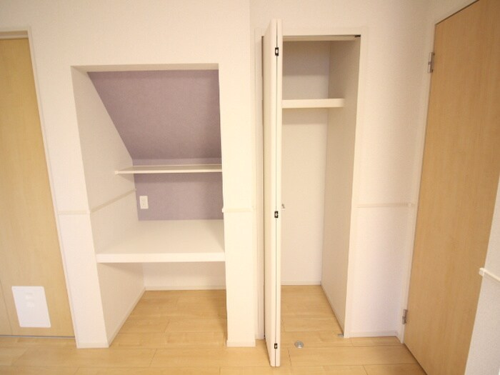 物件内観写真14　(収納)