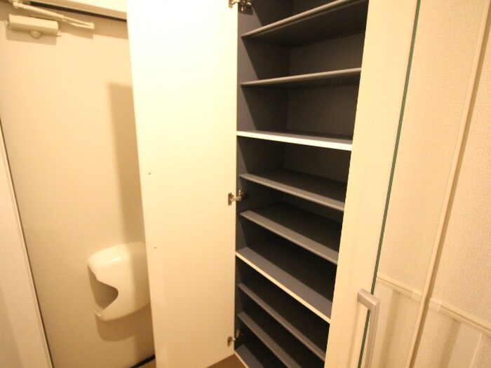 物件内観写真15　(室内からの展望)