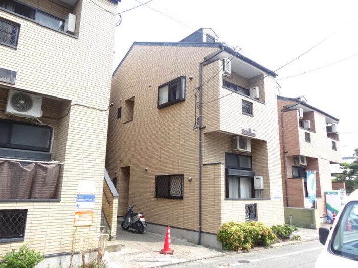 物件外観写真2　(外観写真)