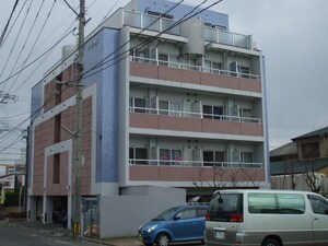 プレスト春日原外観写真