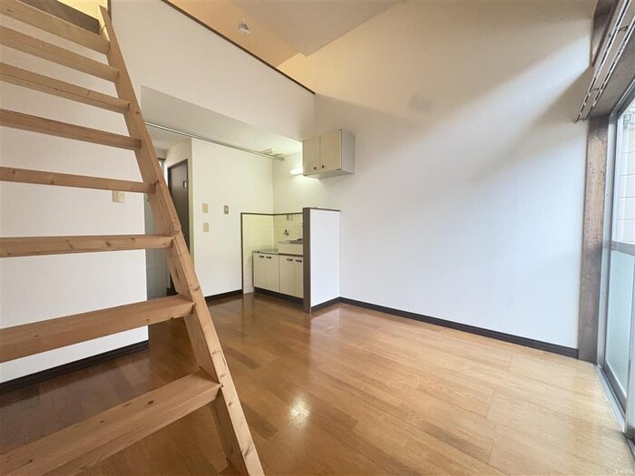 物件内観写真9　(居室)