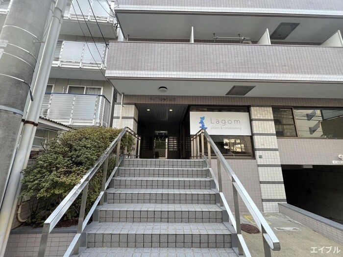 ツインリッチ高宮の物件外観写真