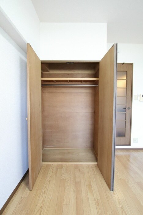 物件内観写真11　(収納)