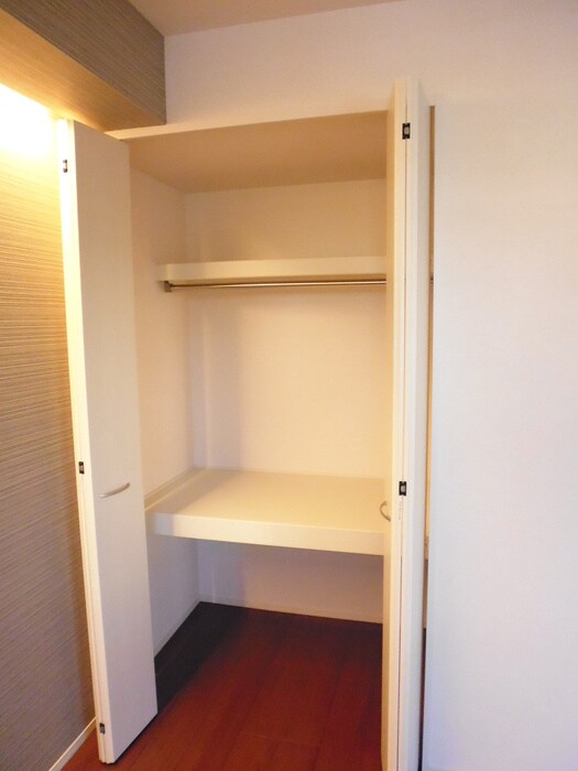 物件内観写真8　(収納)