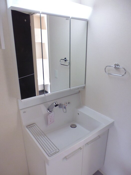 物件内観写真12　(洗面)