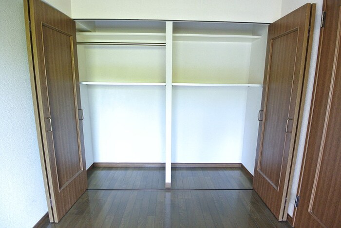 物件内観写真13　(収納)