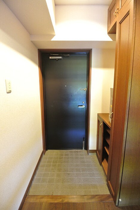 物件内観写真14　(玄関)