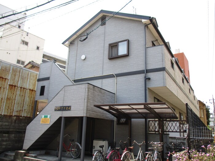 物件外観写真1　(外観写真)