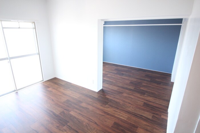 物件内観写真4　(居室)