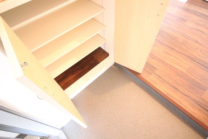 物件内観写真14　(靴箱)