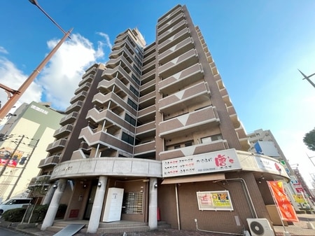 ヴァルト片野駅前外観写真