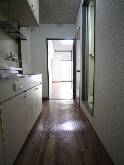 物件内観写真22　(廊下)