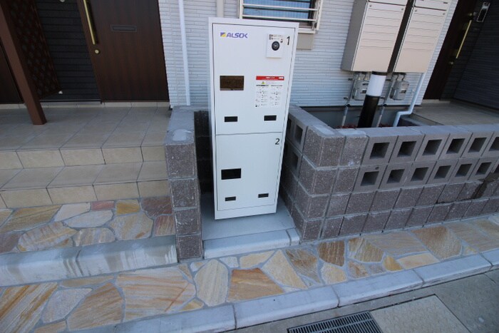 物件外観写真4　(建物設備)