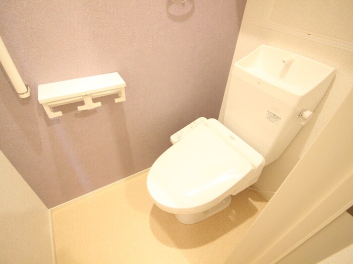 物件内観写真12　(トイレ)