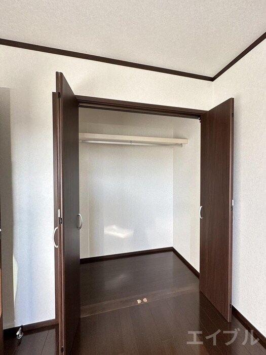 物件内観写真13　(収納)