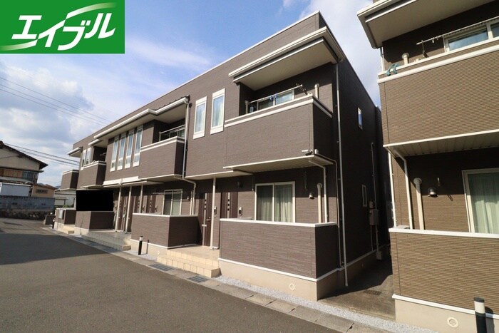 物件外観写真5　(エントランス部分)