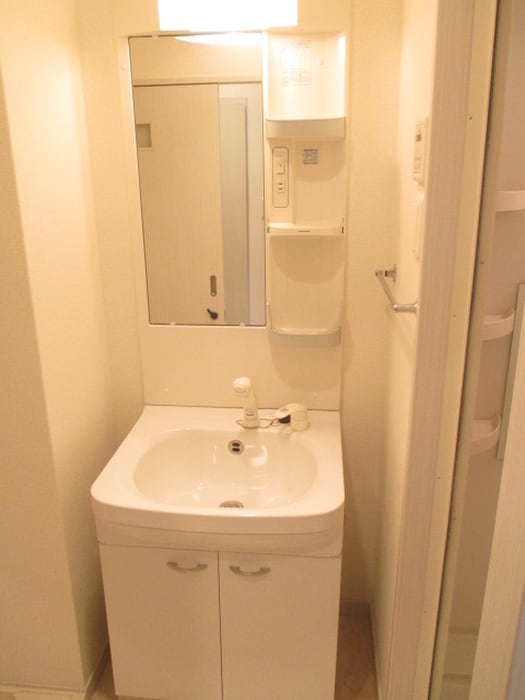 物件内観写真12　(洗面)