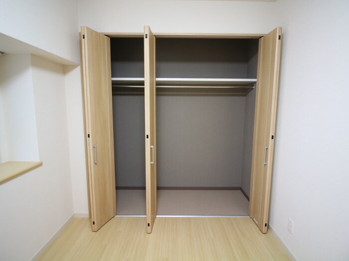 物件内観写真7　(収納)