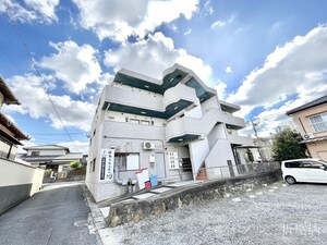 キャッスル折尾外観写真