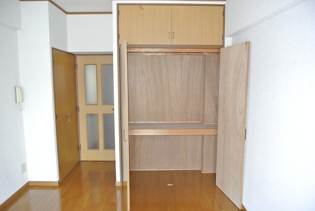 物件内観写真8　(洗面)