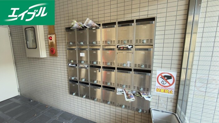 物件外観写真4　(建物設備)