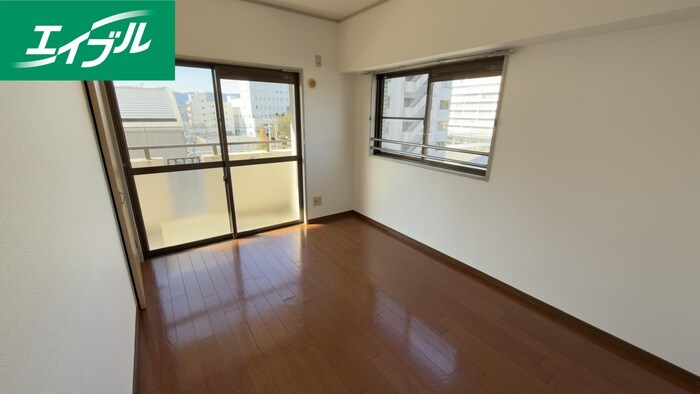 物件内観写真17　(内観写真)