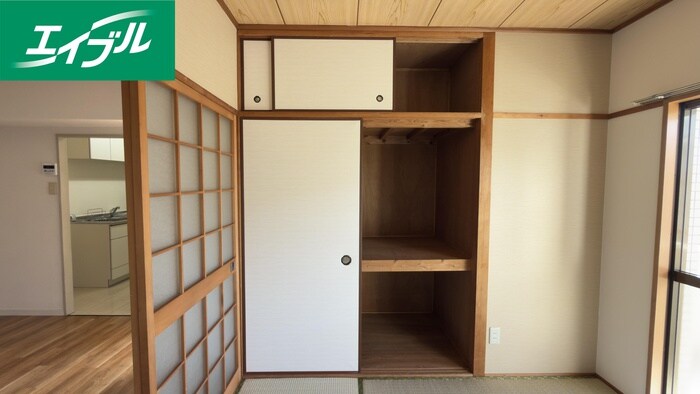 物件内観写真19　(収納)