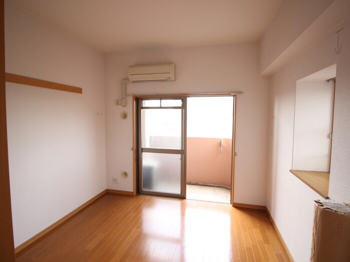 物件内観写真21　(居室)