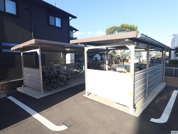 駐輪場