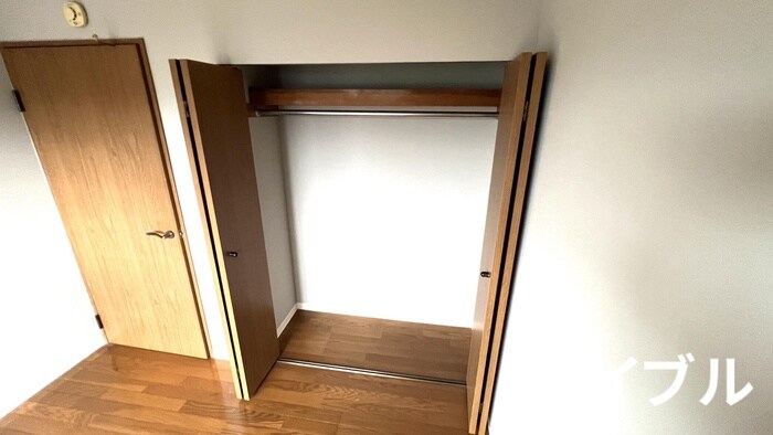 物件内観写真13　(収納)