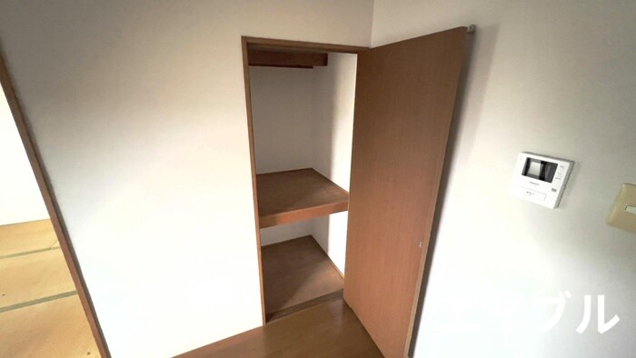 物件内観写真17　(収納)