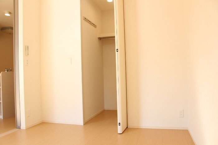 物件内観写真7　(収納)