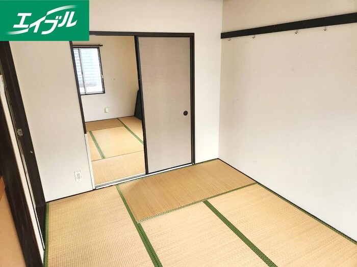 物件内観写真9　(居室)