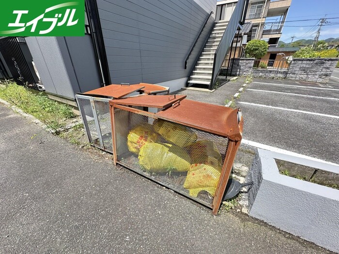 物件外観写真6　(建物設備)