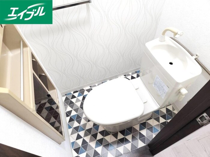 物件内観写真14　(トイレ)