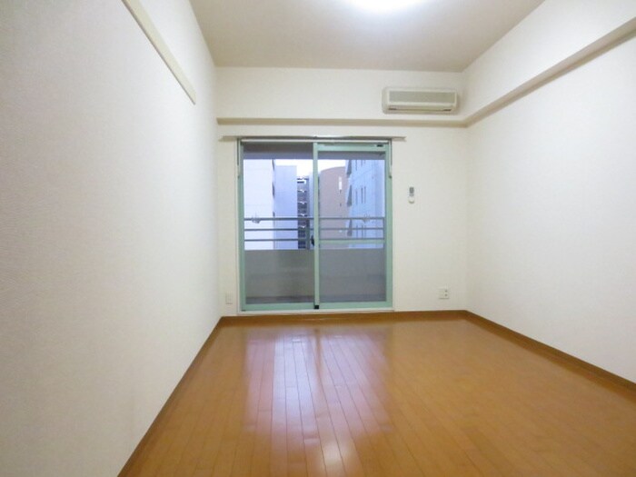 物件内観写真15　(居室)