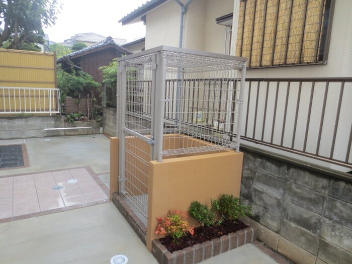 物件外観写真4　(建物設備)