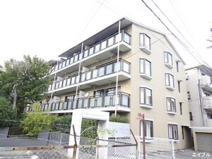 オークス春日原駅前外観写真