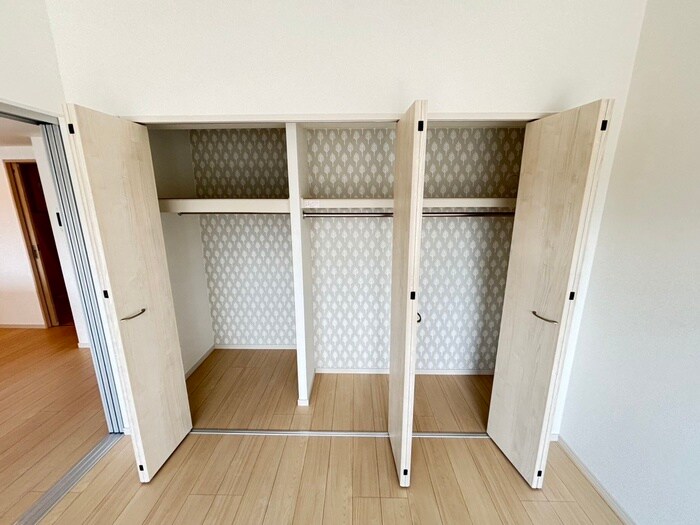 物件内観写真12　(収納)