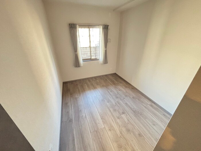 物件内観写真6　(居室)