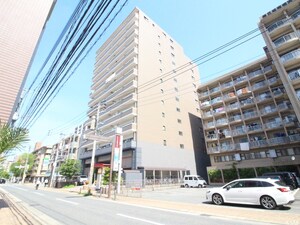 サン・グローリー姪浜外観写真