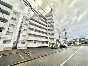 ライフ・モア本城　C棟外観写真